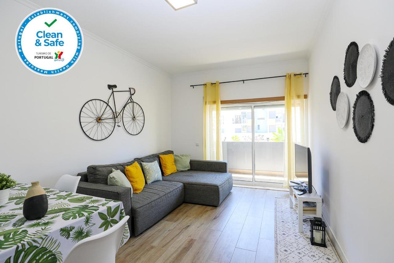 B11 - Beach Way Apartment Лагос Екстериор снимка