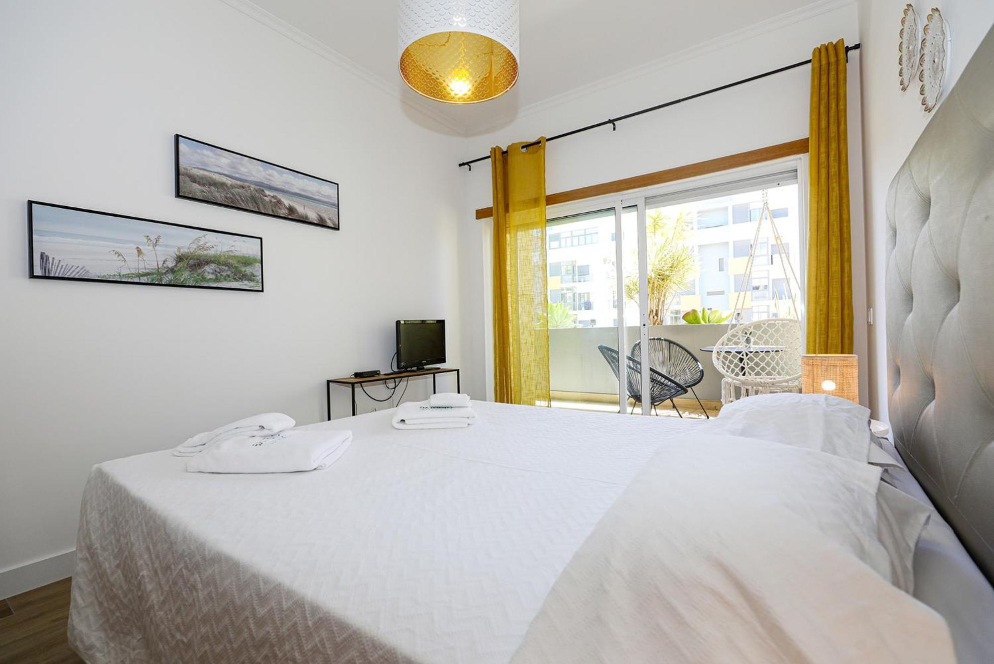 B11 - Beach Way Apartment Лагос Екстериор снимка
